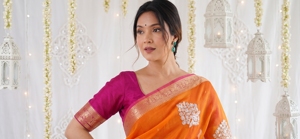 Sari de Seda Naranja AARA Fashion con Bordado Dorado Zari y Borde Rosa, Largo hasta el Suelo, Protección Solar para Mujeres, Traje Tradicional de Boda de la India - Product Image 2