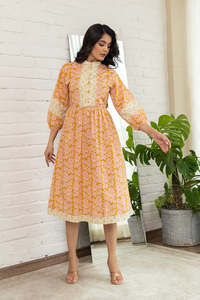 Vestido Midi con Estampado Floral, Cuello Mandarín, Manga Tres Cuartos, Corte Holgado, Informal, de Verano, Tejido de Viscosa y Poliéster para Mujer - Product Image 2