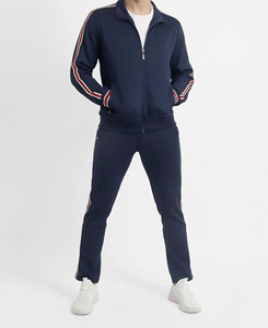 Ensemble de survêtement unisexe bleu marine avec fermeture éclair intégrale, poches latérales rayées, respirant, en polyester, style sportif décontracté pour l'hiver - Product Image 1
