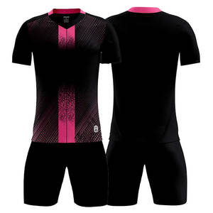 Ensemble d'uniformes de football haute performance respirant et anti-humidité en maille 100 % polyester avec short ergonomique et rembourré pour équipe - Product Image 3