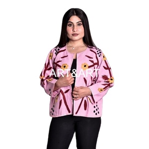 Wholesale Best Quality Elegant Classic Suzani Embroidered Quilted Jacket Boho Style Cotton Eco-Friendly Short Length suzani - Product Image 6