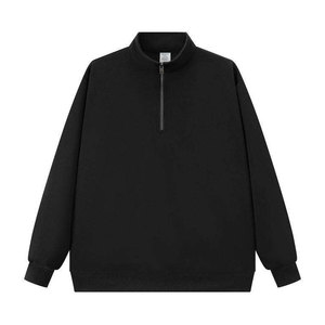 Pull de golf à col zippé pour hommes et femmes en tissu satiné, respirant et anti-UV, conçu pour une flexibilité de swing par temps chaud ou frais - Product Image 3