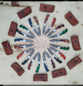 Lot de couteaux de chasse pliants Damas mixtes avec étui – Livraison immédiate, stock disponible, vente en gros uniquement, option de sélection et d'assemblage de couteaux - Product Image 3