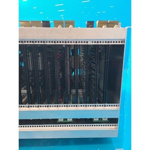 Conjunto de Aislador Cerámico TEL-Varian BB87-004596-11 Usado Como Está, Piezas de Equipos Semiconductores Legacy - Product Image 3