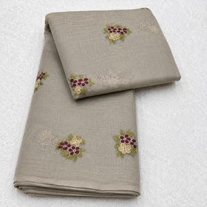 Tissu brodé malté, tissu en dentelle, tissu à sequins, tissu imprimé africain pour la confection de robes et de vêtements, fournisseur mondial pour les boutiques. - Product Image 3