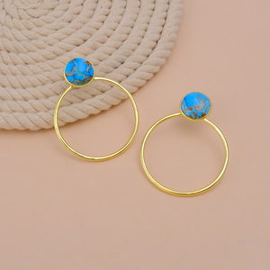 Pendientes de Aro Abiertos Hechos a Mano con Turquesa Mohave, Bañados en Oro, con Gema Natural, Estilo Boho - Product Image 3