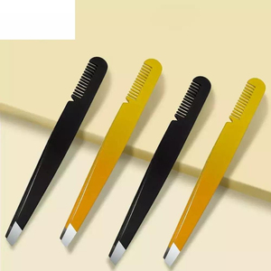 Pince à épiler professionnelle de luxe en acier inoxydable, faite à la main, avec peigne intégré pour extensions de cils et mise en forme des sourcils - Product Image 6