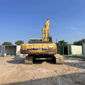 Excavatrice hydraulique japonaise Komatsu PC220-7 d'occasion, 22 tonnes, capacité de la benne 1-1,2 m³, moteur et pompe, 2016-2024, excellent état - Product Image 5