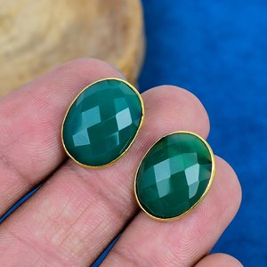 Natural <b>Green</b> Onyx Oval Shape Gemstone Dangle Hook <b>Earring</b> 18k Gold Micron Over 925 Sterling Silver - Product Image 3