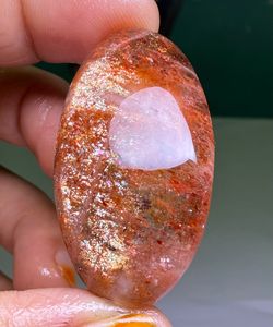 Vente en gros de pierres naturelles GOLDEN SUNStone USA, cristal brut pour la décoration et la méditation - Product Image 2
