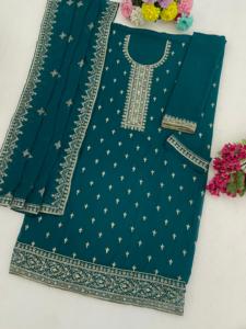Dhwaja Export Fox Georgette - Costume semi-couture avec broderie et travail de sequins - Product Image 5