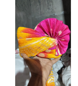 ผ้าโพกศีรษะผ้าไหมลายชาติพันธุ์ สีชมพูเหลือง แบบสองด้าน ผ้าซาติน สำหรับผู้ใหญ่ทุกเพศทุกวัย ใช้ได้ทุกฤดู สไตล์อินเดีย - Product Image 3