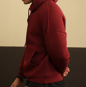 Sweat-shirt à capuche pour homme rouge OEM personnalisé, mélange de coton, pull-over uni, sweat-shirt d'hiver de qualité supérieure, respirant - Product Image 2