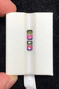 Par de turmalinas tricolor naturales raras, piedras sueltas con corte esmeralda para la fabricación de joyas y colección. - Product Image 2