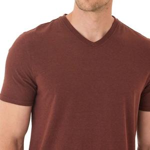 T-shirt col V unisexe en coton 100% de haute qualité 210 g/m² à manches courtes, personnalisable avec logo, pour hommes et femmes - Product Image 4