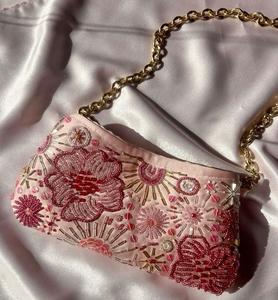 Elegante Bolso Bandolera Bordado a Mano con Cuentas, Correa Ajustable, Bolso de Moda para Mujer, Venta al Por Mayor - Product Image 6