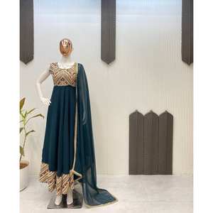 Robe Anarkali et dupatta faits main, magnifiques, pour soirée, coupe trapèze en mousseline avec taille empire - Product Image 3