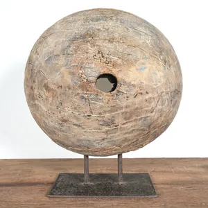 Table console vintage en bois massif avec support métallique en forme de roue, idéale pour la décoration du salon, de la chambre, de l'entrée, de la salle à manger, de la ferme, de la maison ou de l'hôtel - Product Image 4