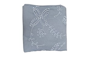 Tissu en coton lavande tissé léger et respirant, brodé à l'œillet, idéal pour la confection de robes pour filles et femmes - Meilleure vente - Product Image 2