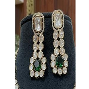 Impresionante Juego de Collar y Aretes de Moissanita Chapados en Oro de la Mejor Calidad para Regalo de Boda y Otras Ocasiones - Joyería Clásica para Mujer - Product Image 2