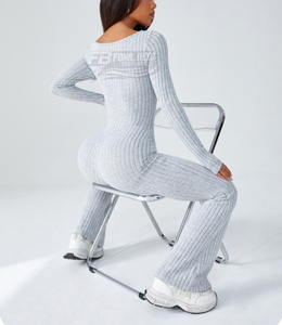 Nouvelle Collection 2026 : Combinaison de Sport Femme Sans Manches Côtelée Sans Couture, Personnalisable avec Logo, pour Gym, Entraînement et Yoga, Coupe Évasée, Très Respirante et Élastique - Product Image 6