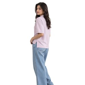 Polo à col mi-zippé à manches courtes en lavande avec jean large bleu clair – Tenue décontractée pour femme - Product Image 6