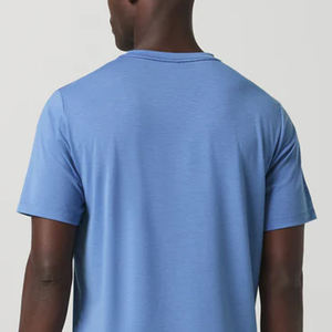 Camiseta elegante para hombre, para compradores al por mayor, ropa informal para exteriores con costuras de alta calidad para la colección de verano, diseño de color sólido. - Product Image 6