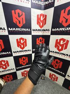 ถุงมือตีเบสบอล MARGINAL หนังสีดำ รองรับข้อมือ ปิดด้วยตะขอและห่วง สำหรับผู้ใหญ่ทุกเพศ ใช้สำหรับฝึกซ้อม - Product Image 5