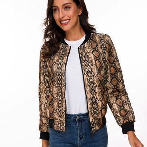 Vestes pour femmes Modern Edge, imprimées serpent, en cuir, style moto, pour un usage quotidien et les voyages, imprimé serpent - Product Image 6