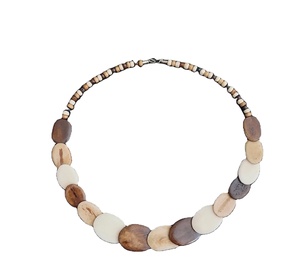 สร้อยคอกระดูกควายธรรมชาติสำหรับผู้หญิง เครื่องประดับแฟชั่น คุณภาพสูง สไตล์วินเทจ งานแกะสลักกระดูกอูฐ ราคาไม่แพง - Product Image 1