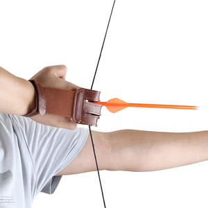 Guante de tiro con arco avanzado para arco recurvo, con articulaciones flexibles para una mejor sensibilidad y control sobre el lanzamiento de la cuerda - Product Image 1