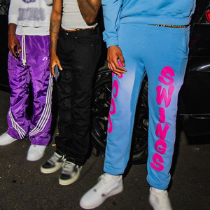 กางเกงวอร์มผู้ชายผ้าไนลอนลายทางโค้งทรงหลวมเอวยางยืดน้ำหนักเบาป้องกันลมรับผลิตตามสั่งขายส่งจำนวนมาก - Product Image 3