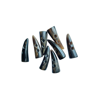 Palancas Decorativas Ecológicas de Cuerno de Búfalo Pulido con Diseño Animal y Servicio de Grabado de Logotipo Personalizado para Decoraciones de Bodas y Festividades - Product Image 6