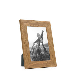 Marco de Fotos de Madera Clásico Vintage, Hecho a Mano, Rústico, Moderno, Contemporáneo, con Acabado Limpio, Decoración para Exhibición en Mesa - Product Image 1