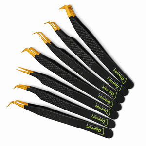 Pinzas para Cejas Antiestáticas de Acero Inoxidable Profesionales DANTRIC IMPLANTS MJ-45, Punta Puntiaguda, Agarre Fuerte, Rectas, para Volumen - Product Image 1