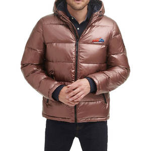 Chaqueta Acolchada para Hombre, Hecha en Pakistán, de Alta Calidad y Transpirable, la Más Vendida, Ropa de Invierno - Product Image 1