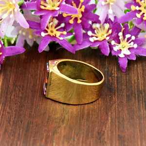 Bague fine artisanale en or vermeil 18 carats avec pierre précieuse naturelle turquoise huître rose, forme carrée, pour homme - Product Image 5