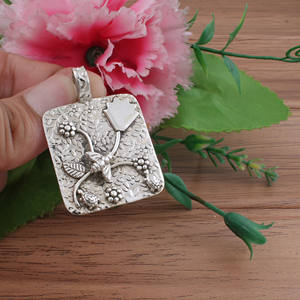 Dijes de Abeja de Plata de Ley 925 de Lujo, Vintage, con Circonita, Minimalistas, Pequeños, Unisex, Auténticos, con Diseño de Animal - Product Image 2