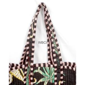 Sac fourre-tout matelassé en coton fait main, petit sac à bandoulière en coton floral, sac de shopping rayé pour le quotidien et les voyages - Product Image 4