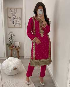 Nuevo Conjunto de Fiesta para Mujer de Tela Blossom, Diseño de Alta Costura, Georgette Pesado, Elegante, para las 4 Estaciones, Top, Pantalón y Dupatta con Bordado Elaborado - Product Image 5