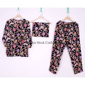 Robe de nuit pour femme, faite à la main, imprimé floral, 100% coton, col rond, ensemble pyjama en pur coton doux, cadeau pour demoiselle d'honneur, pyjama pour femme - Product Image 1