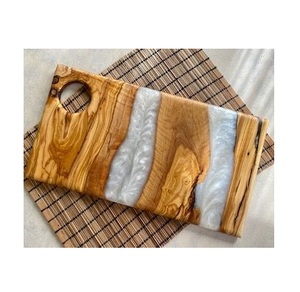 Planche à découper artisanale en bois et résine époxy pour viande et légumes, planche à découper en bois époxy de qualité supérieure pour la décoration de la cuisine - Product Image 1