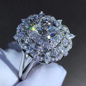 Bague de fiançailles en diamant Moissanite VVS de qualité supérieure, bijoux fins de luxe pour proposition de mariage, promesse, anniversaire, occasion spéciale - Product Image 5