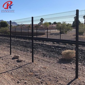 Clôture en treillis soudé galvanisé et recouvert de PVC <span class=keywords><strong>rigide</strong></span> <span class=keywords><strong>pour</strong></span> mur de clôture, clôture 3D <span class=keywords><strong>pour</strong></span> jardins, aéroports et résidences - Product Image 2