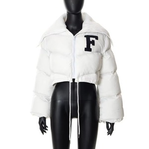Chaqueta de invierno para mujer con cuello mandarín, cremallera, acanalada, verde, transpirable, gruesa, de piel de oveja y relleno de poliéster ecológico - Product Image 6