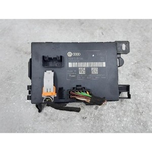 A6 ชุดควบคุมอิเล็กทรอนิกส์และโมดูลคอมพิวเตอร์มือสอง 4G8959760A - Product Image 1
