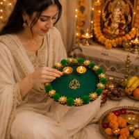 Thali de Ganesha con Pompón y Diya de Metal, Thali Religioso Decorativo Hecho a Mano para Celebraciones Festivas y Regalos