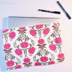 Housse pour ordinateur portable MacBook Pro/Air 16 pouces en coton matelassé imprimé à la main style vintage – Qualité supérieure pour usage quotidien et professionnel - Product Image 2