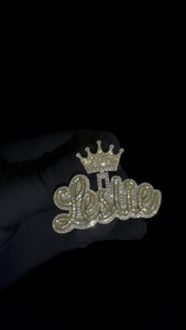 Collar con Colgante Personalizado Leslie Crown Iced Out, Diamantes CZ Baguette, Estilo Hip Hop Bling, Amuleto con Nombre, Joyería de Lujo, Regalo de Lujo - Product Image 3