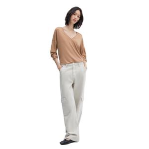 Camiseta de Mujer con Cuello en V y Manga Tres Cuartos, 100% Modal, Tejido de Punto, Corte Holgado, Color Sólido, Transpirable, para Todas las Temporadas, Estilo Minimalista - Product Image 3